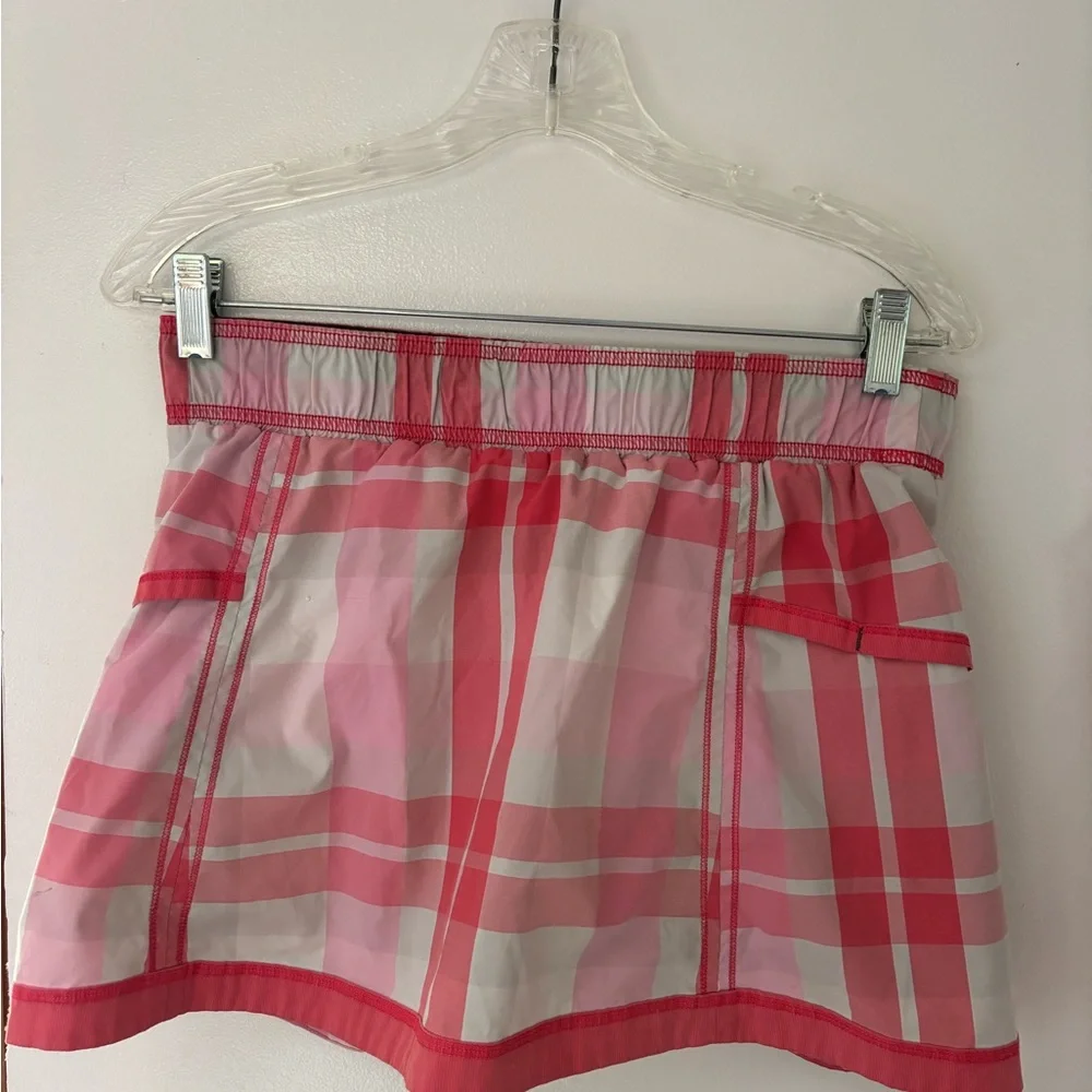 LULU LEMON SIZE medium tennis skirt - Picture 8 of 8